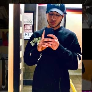 Meet your Posher, Jonathan